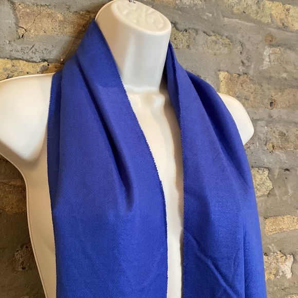 100% CASHMERE BLUE SCARF - Picture 4 of 6